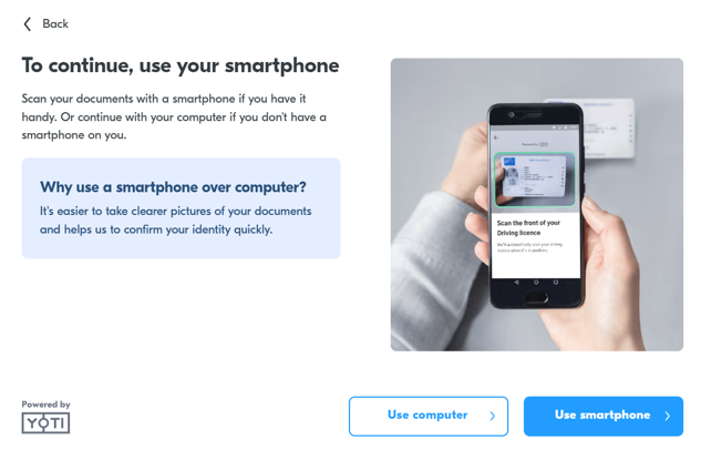 A hand holding a cell phone

Description automatically generated